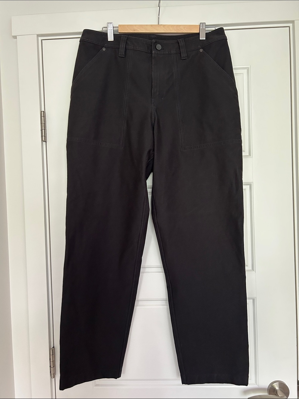 lululemon athletica Men's Black Classic Fit Trousers
